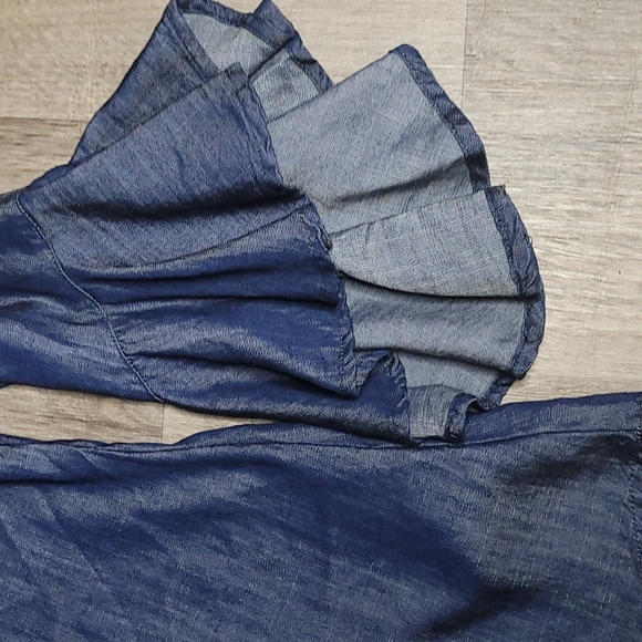 💙LIVERPOOL CHAMBRAY/DENIM BUTTON DOWN SHIRT, SZ MEDIUM - Picture 2 of 9